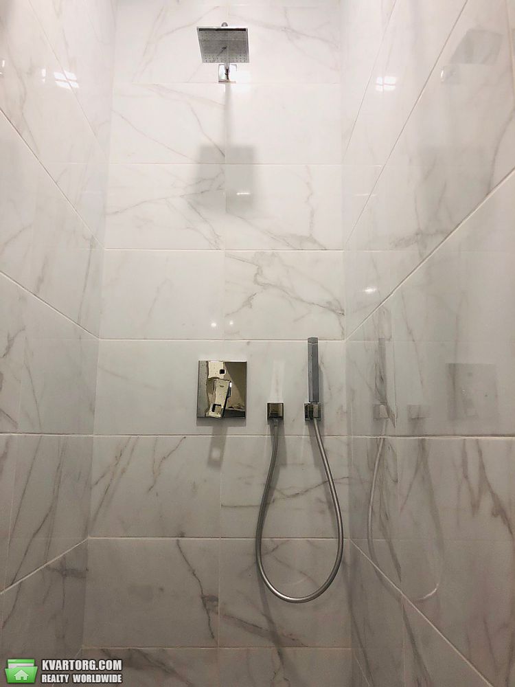 Rent out 3-room apartment. Киев,  Толстого — photo 5