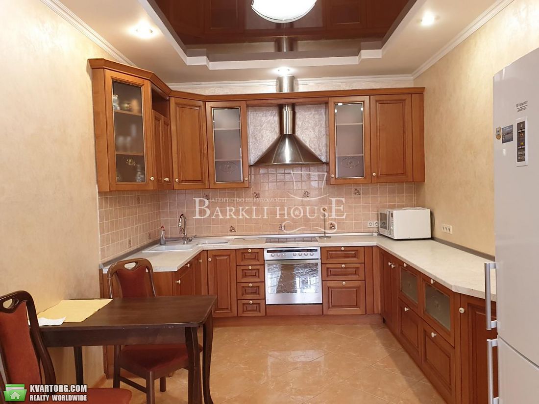 Rent out 4-room apartment. Киев,  Металлистов — photo 9