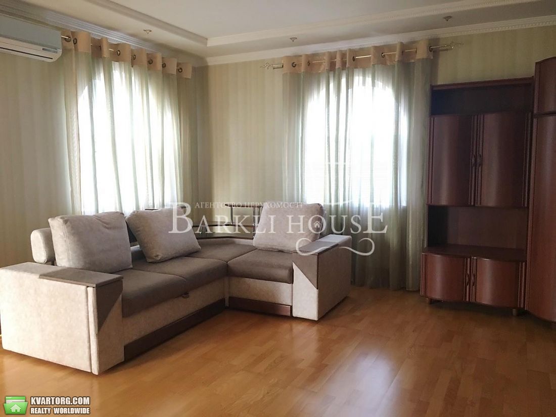 Rent out house. Киев, Богатырская — photo 5