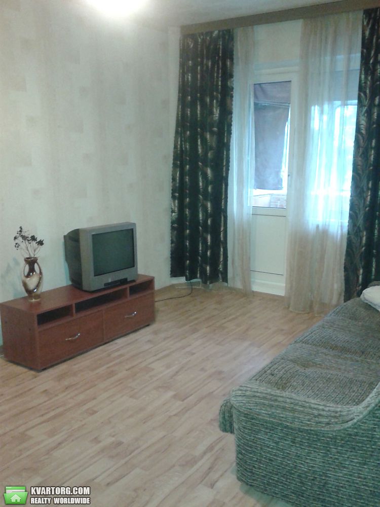 Rent out 2-room apartment. Ирпень,  Стельмаха — photo 4