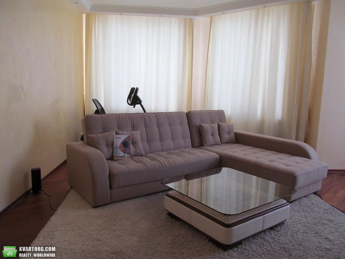 Rent out 2-room apartment. Киев,  Нестеровский пер — photo 1