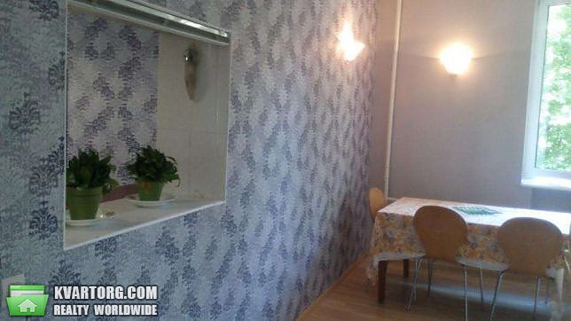 Rent out 3-room apartment. Киев,  Выборгская — photo 4