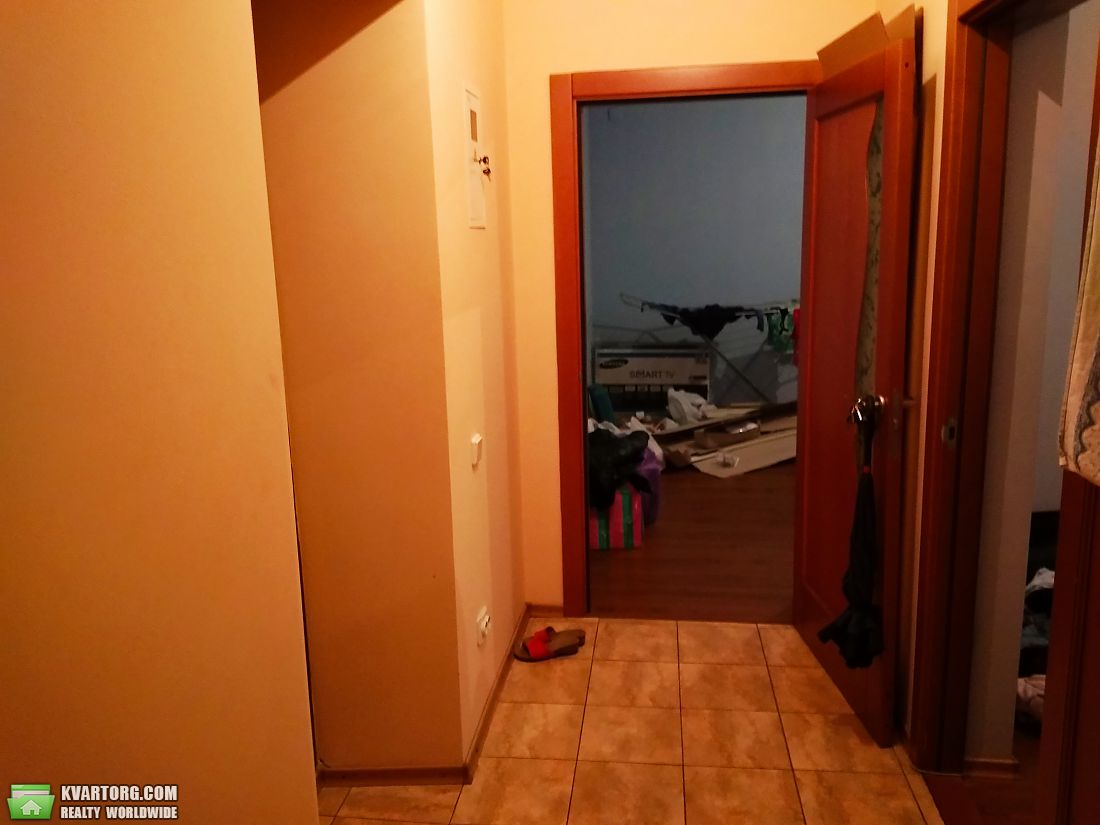 Sell 2-room apartment. Днепропетровск,  Петровского площадь — photo 4
