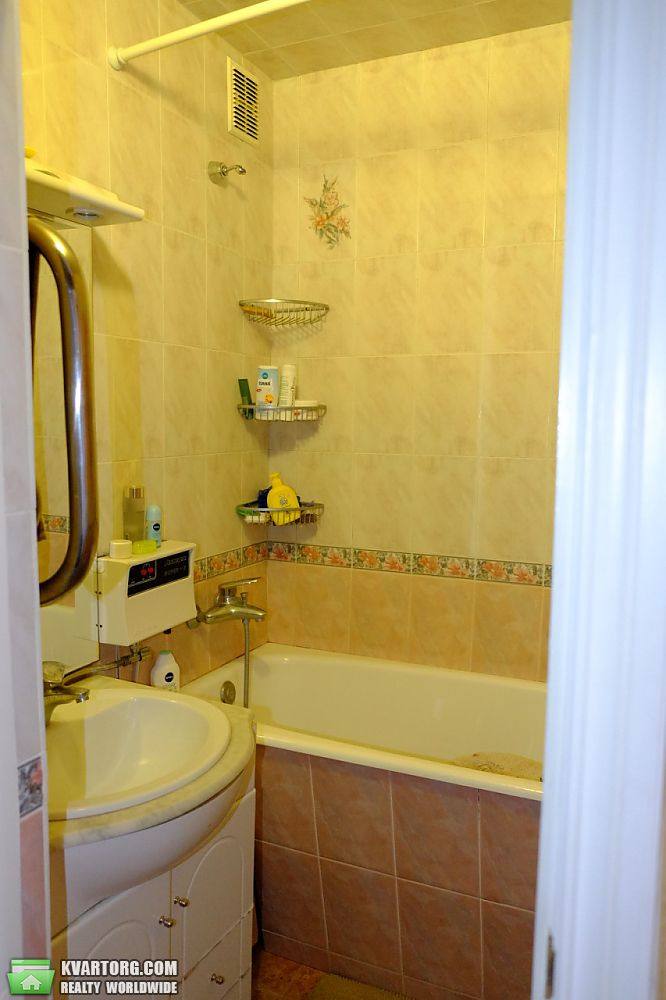 Rent out 2-room apartment. Одесса, Сергея  Ядова — photo 4