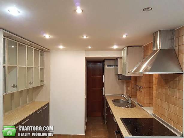 Sell 2-room apartment. Киев,  Богдана Хмельницкого — photo 2