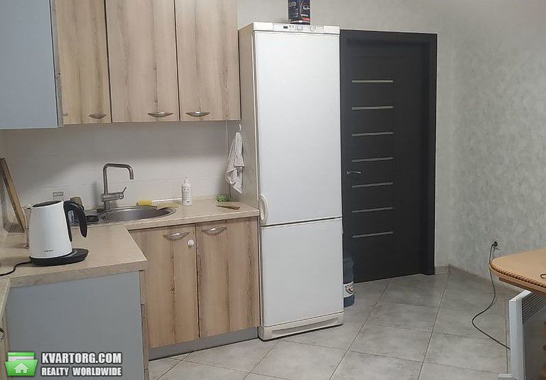 Rent out 2-room apartment. Киев,  Туманяна — photo 2