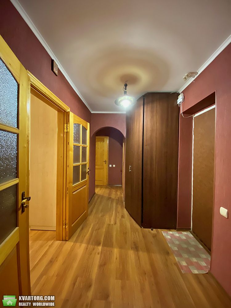 Sell 1-room apartment. Киев,  Олевская — photo 9