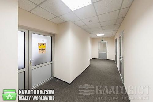 Rent out office. Киев, Бажана — photo 6