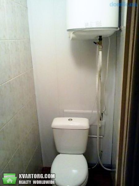 Rent out 1-room apartment. Киев,  Машиностроительная — photo 4