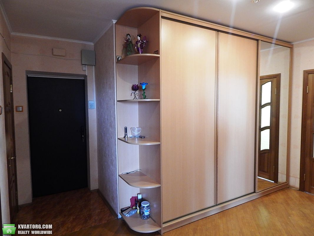 Rent out 2-room apartment. Киев,  Верховного Совета бул — photo 6