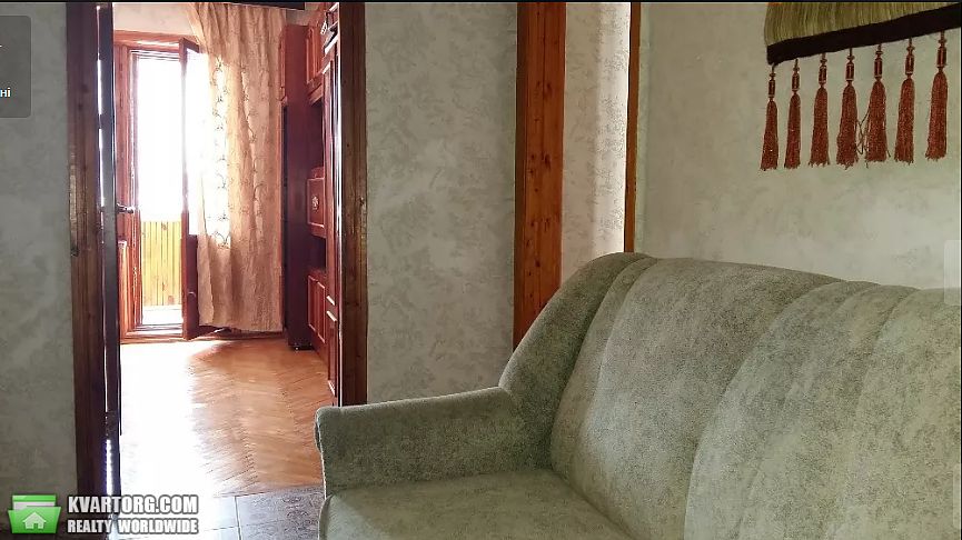 Rent out 3-room apartment. Киев,  Приречная — photo 1