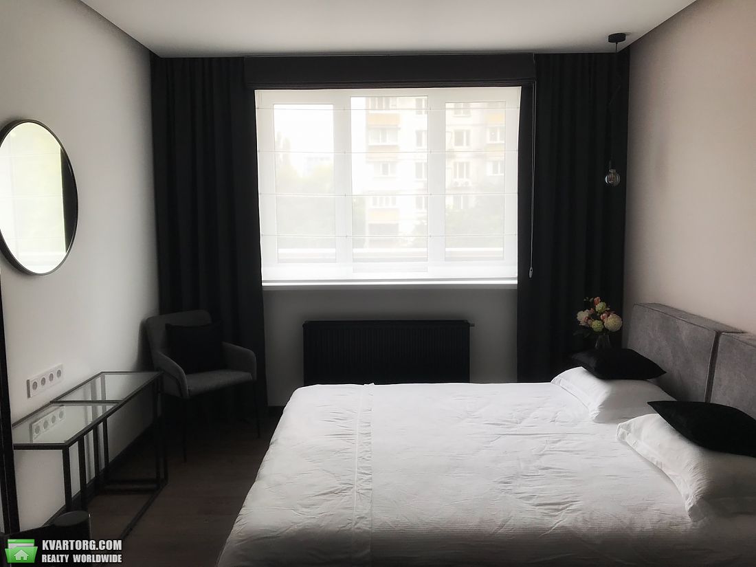 Rent out 1-room apartment. Киев,  Мельникова — photo 10