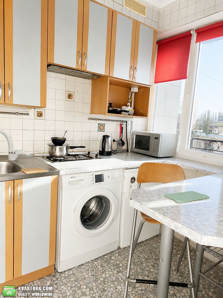 Rent out 1-room apartment. Киев, Бастіонний — photo 5