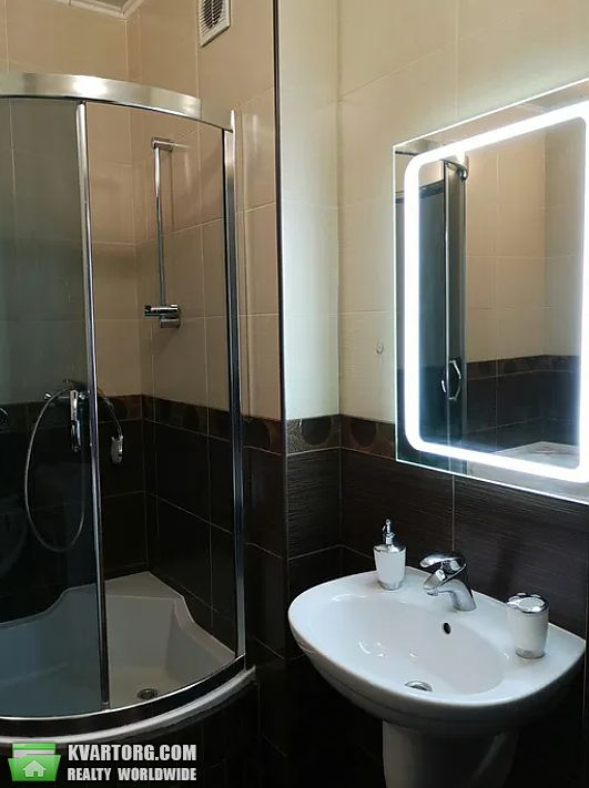 Rent out 2-room apartment. Киев, Б.Гмыри — photo 3