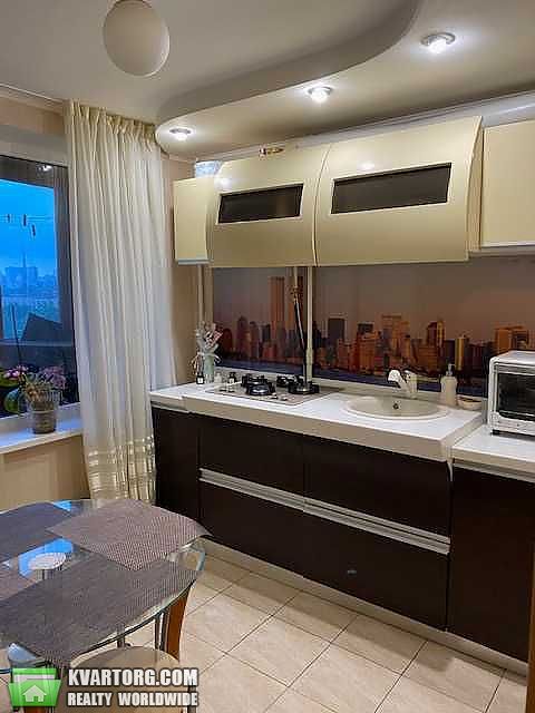 Sell 1-room apartment. Киев,  Березняковская — photo 1