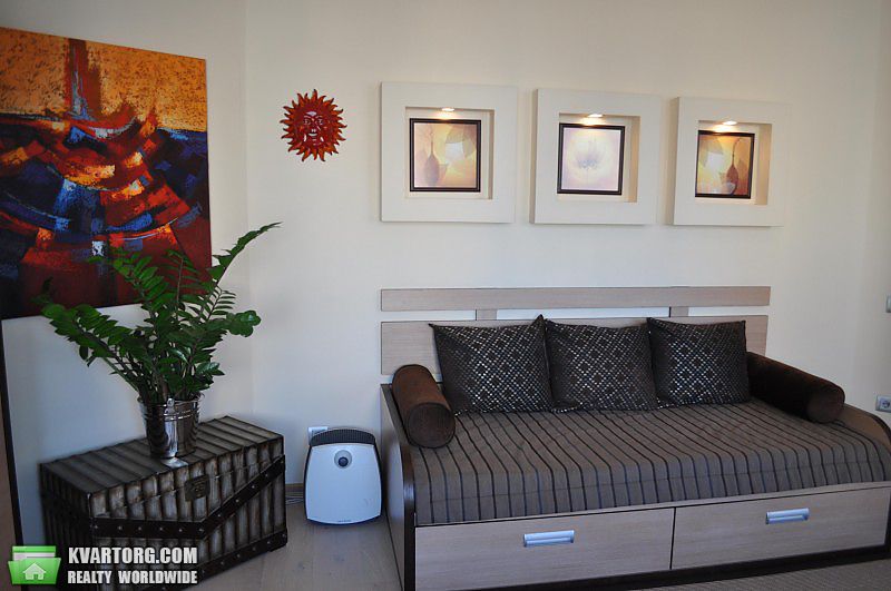 Rent out 3-room apartment. Киев, Черновола — photo 4