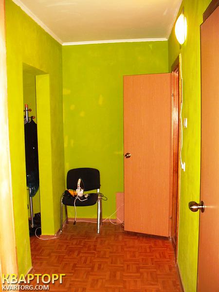 Sell 2-room apartment. Киев,  Пчелки Елены — photo 3