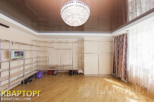 Sell 3-room apartment. Киев,  Срибнокильская — photo 4