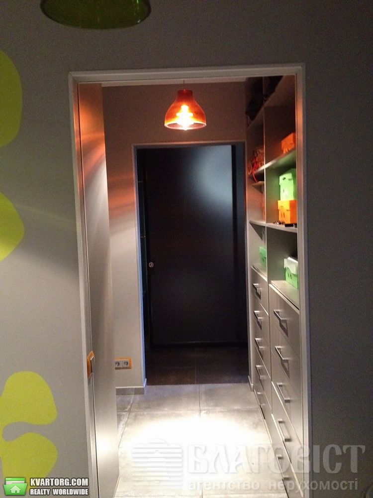 Sell 3-room apartment. Киев,  Котовского — photo 10