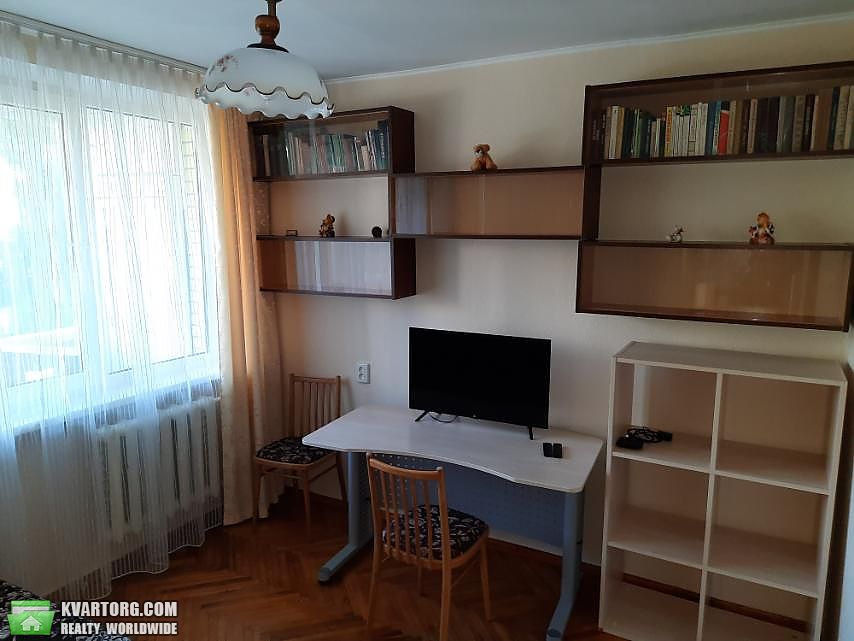 Rent out 2-room apartment. Киев,  Клименко — photo 4
