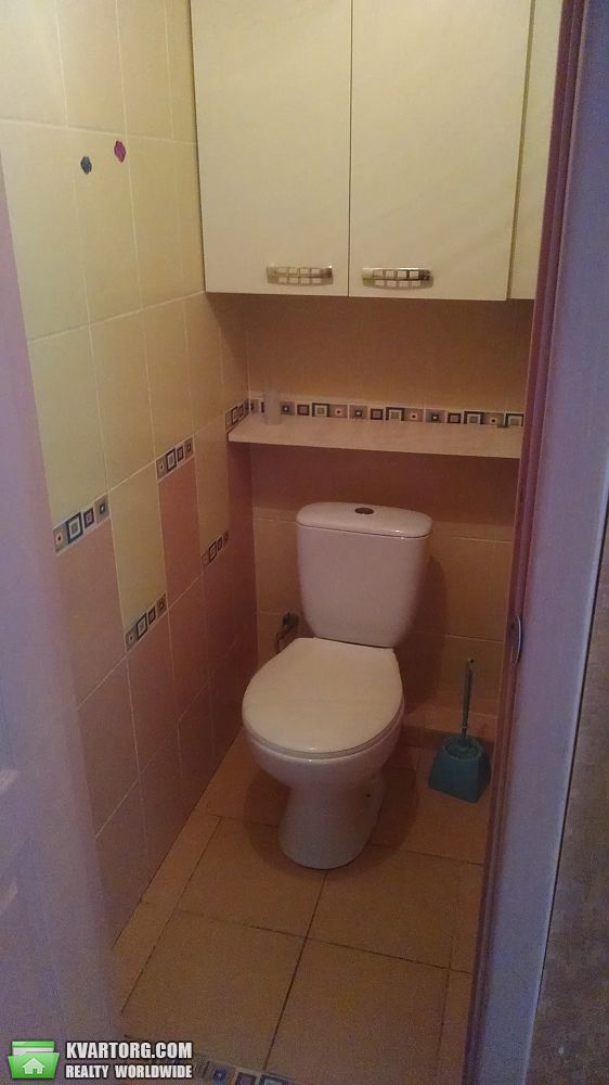 Sell 2-room apartment. Киев,  Краснова — photo 2