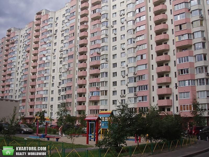 Rent out 2-room apartment. Киев,  Княжий Затон — photo 1
