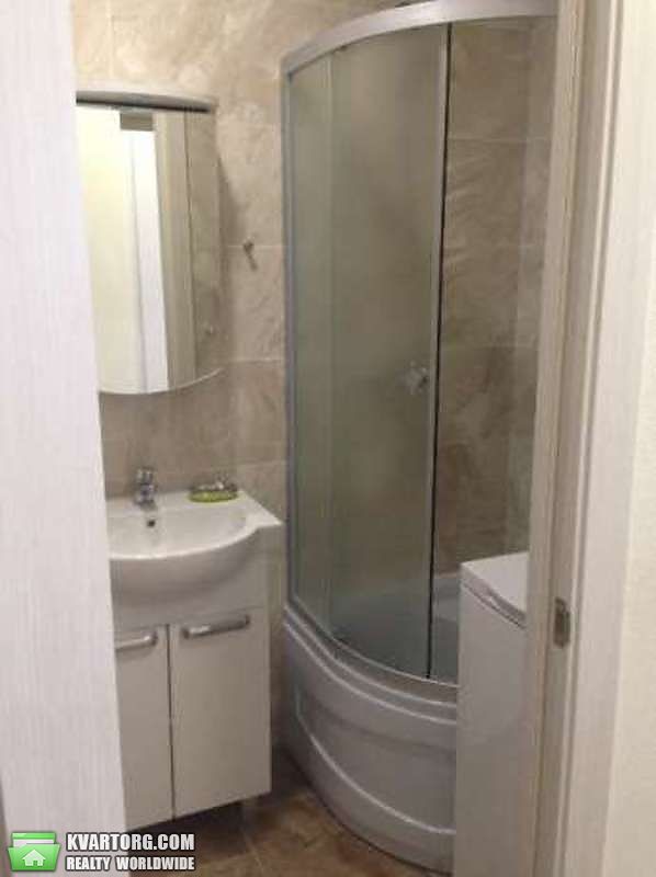 Rent out 1-room apartment. Киев,  Машиностроительная — photo 7
