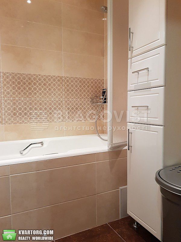 Rent out 2-room apartment. Киев,  Верховного Совета бул — photo 7