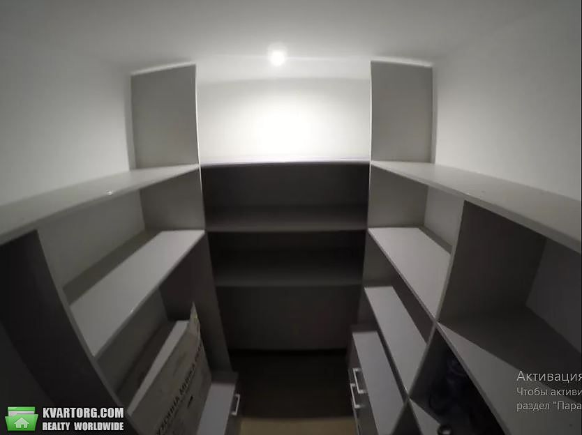 Rent out 3-room apartment. Киев,  Комбинатная — photo 5