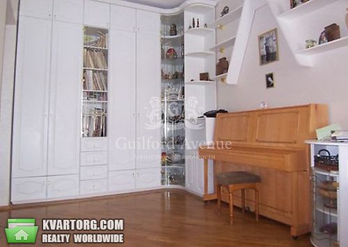 Sell 3-room apartment. Киев, Малоподвальная — photo 3