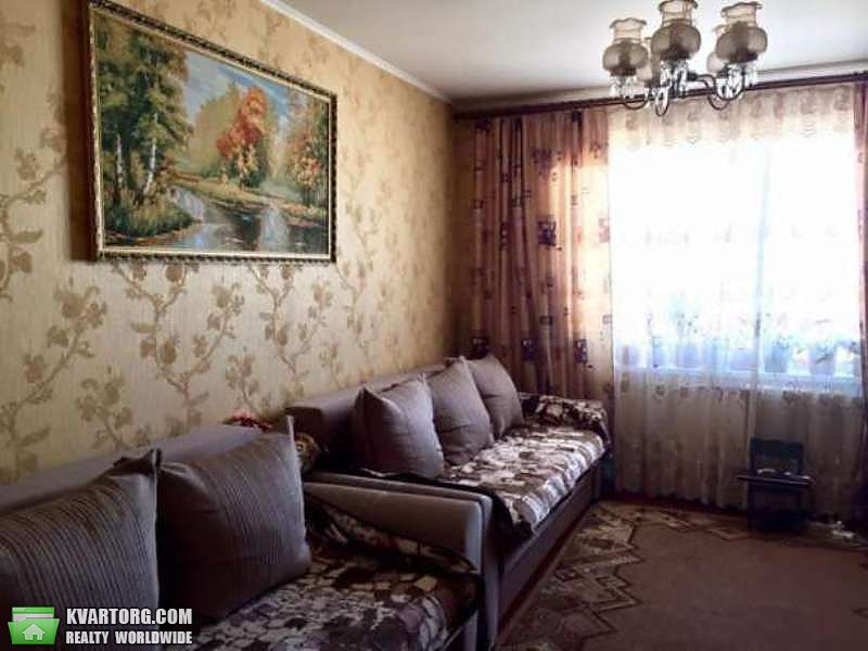 Sell 3-room apartment. Киев,  Каштановая — photo 1