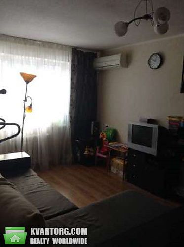 Sell 2-room apartment. Киев, Отрадный пр — photo 1