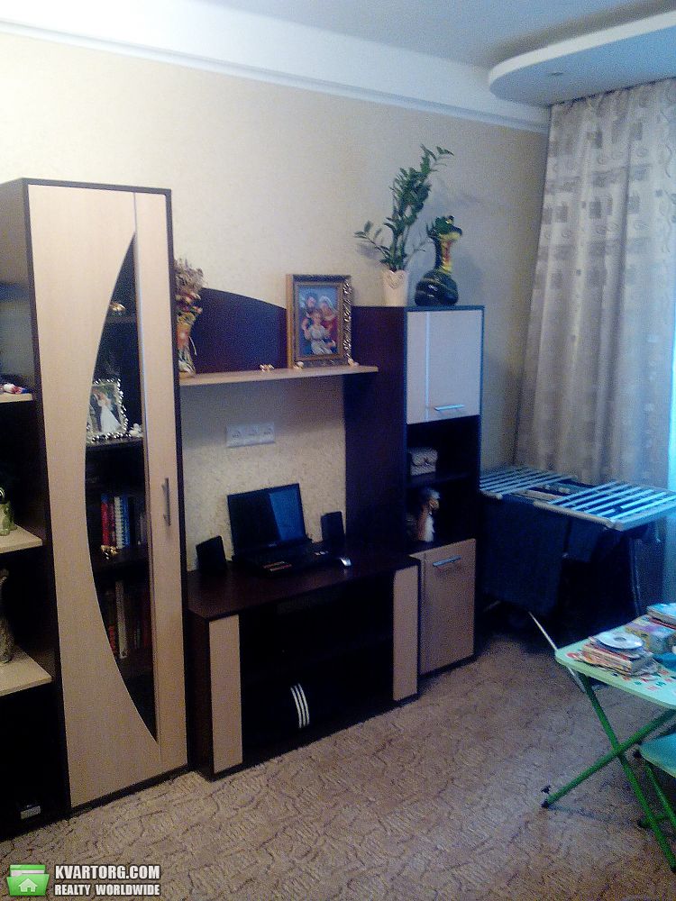 Sell 2-room apartment. Киев, Саратовская — photo 1