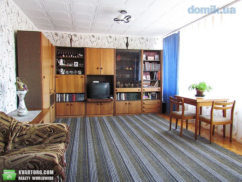 Sell 4-room apartment. Киев,  Гончара Олеся — photo 1