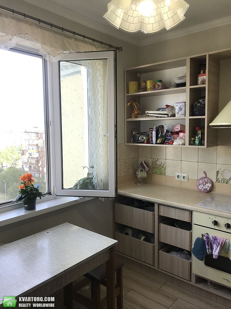 Sell 3-room apartment. Киев,  Маяковского — photo 3