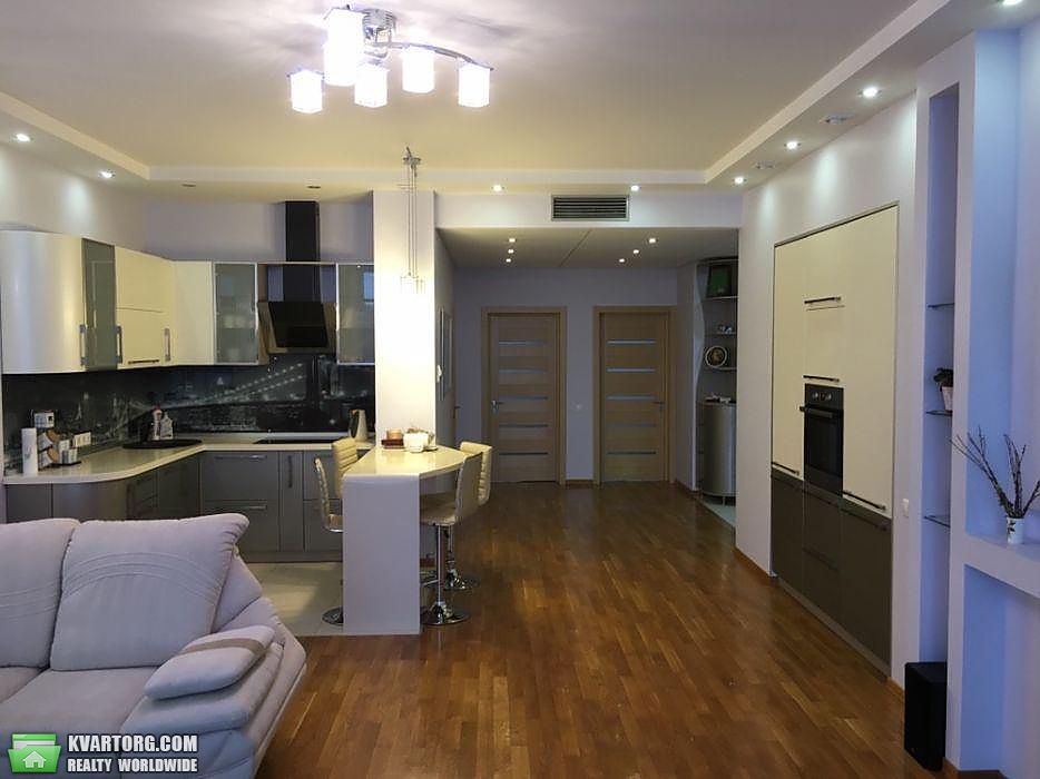 Rent out 3-room apartment. Киев,  Окипной — photo 2