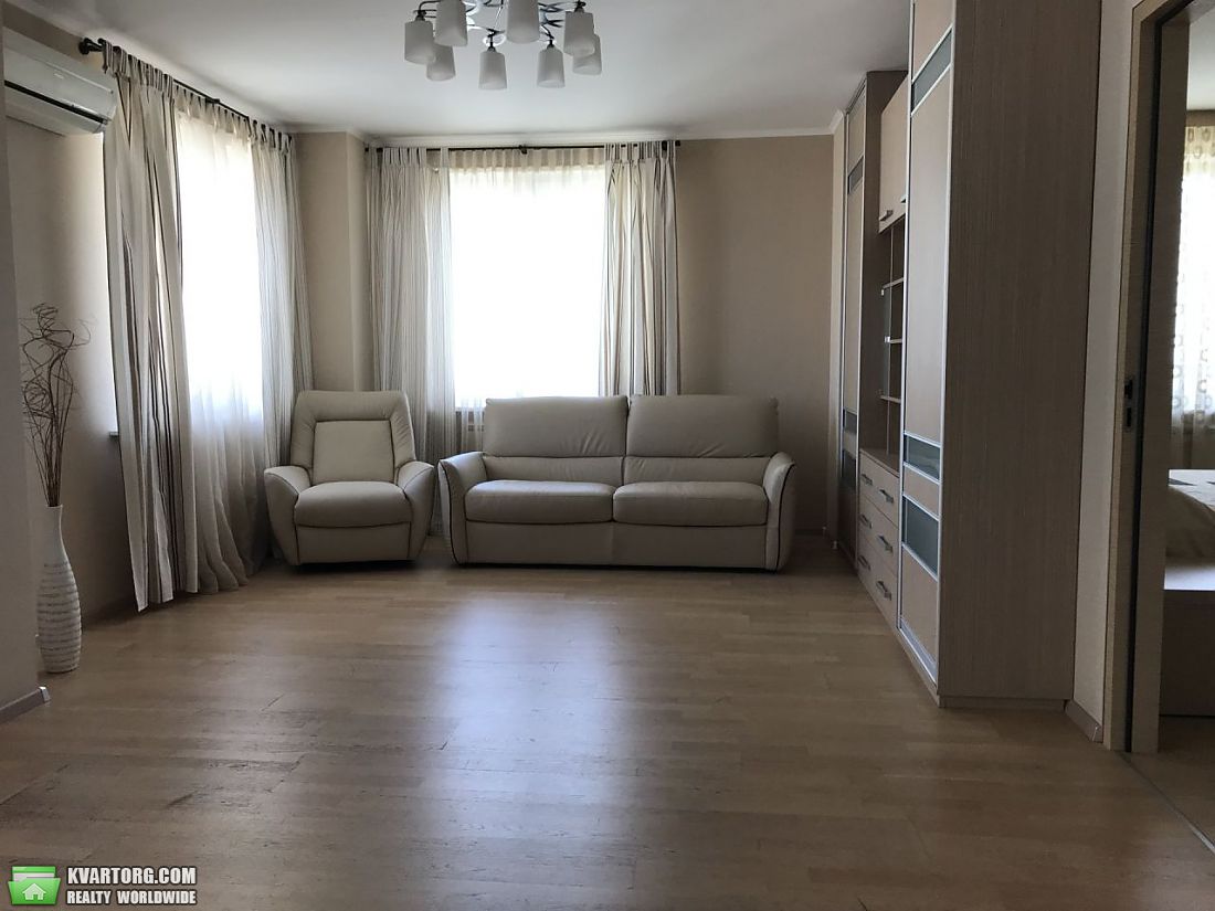 Sell 2-room apartment. Киев,  Большая Китаевская — photo 3