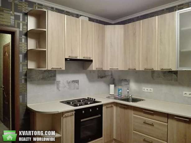 Rent out 1-room apartment. Киев,  Межевая — photo 1