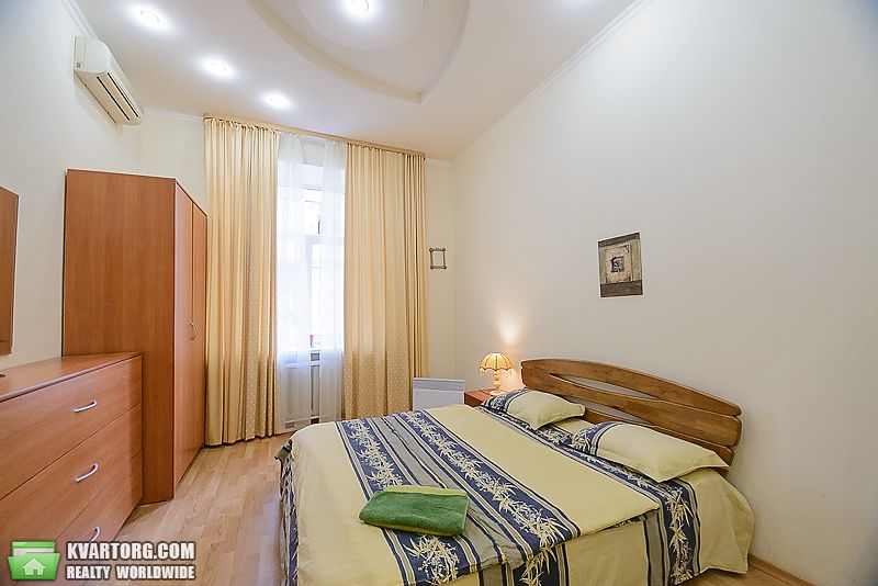Rent out 3-room apartment. Киев,  Малая Житомирская — photo 2