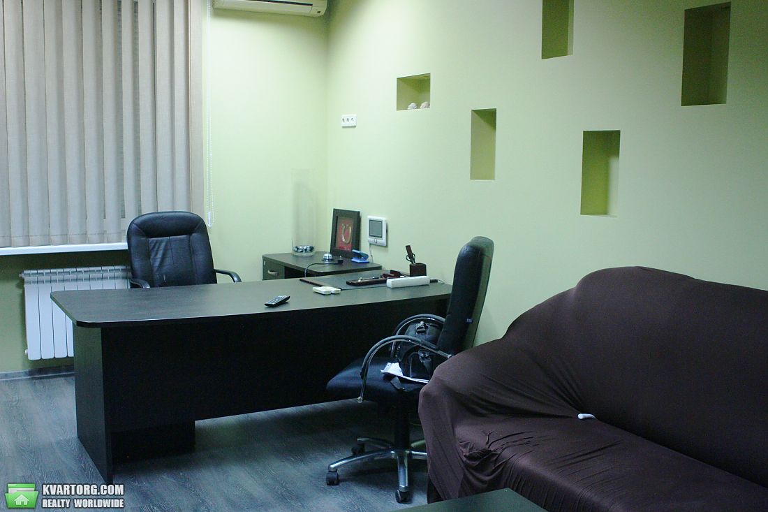 Rent out 3-room apartment. Киев, Щекавицкая — photo 1