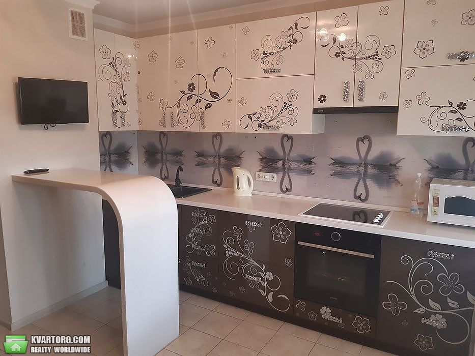 Sell 1-room apartment. Киев,  Краковская — photo 1