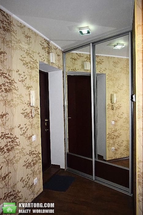 Rent out 2-room apartment. Киев,  Печерский спуск — photo 8