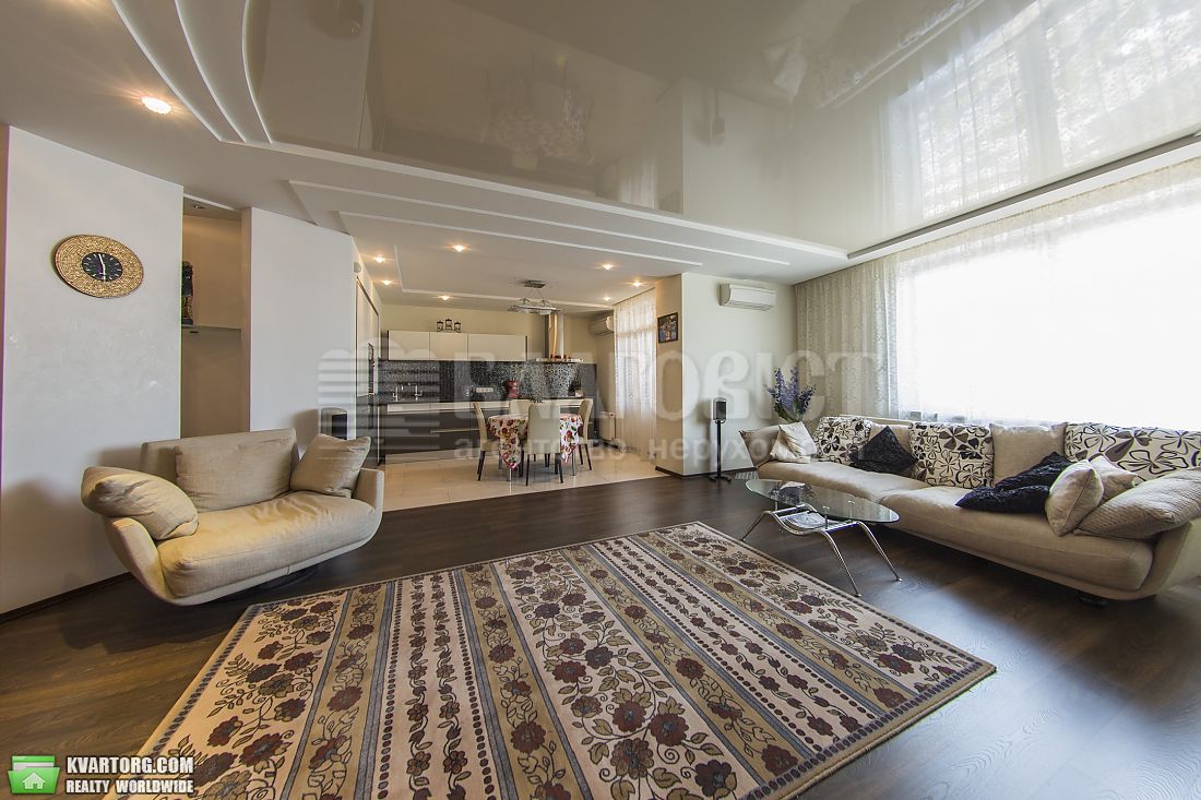 Rent out 3-room apartment. Киев,  Окипной — photo 7