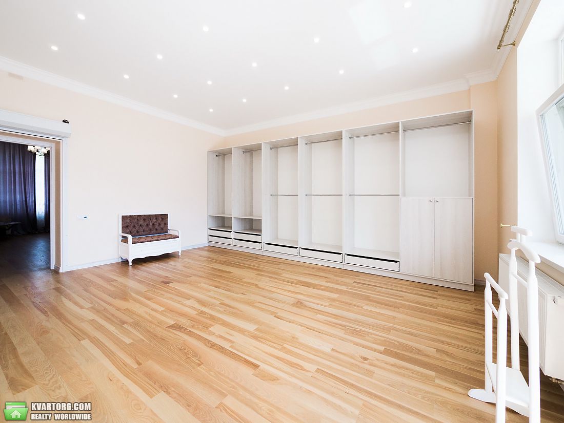 Sell house. Обухов, центральная — photo 4