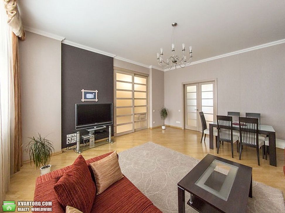 Rent out 3-room apartment. Киев,  Лютеранская — photo 10
