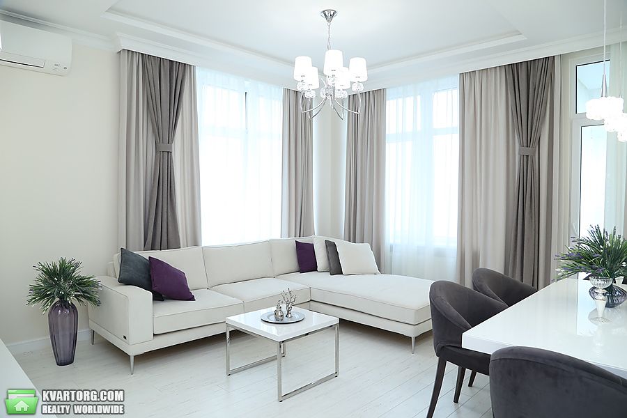 Sell 4-room apartment. Киев, Драгомирова ул. — photo 4