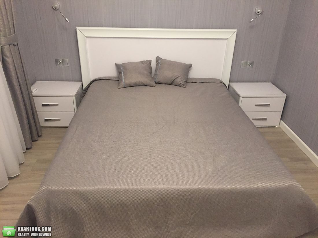 Rent out 2-room apartment. Киев,  Драгомирова — photo 7