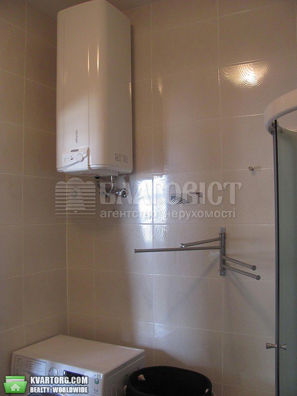 Rent out 2-room apartment. Киев,  Дарвина — photo 8
