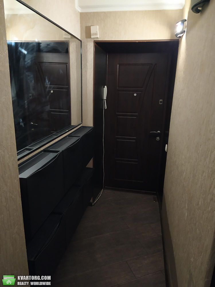 Sell 2-room apartment. Киев,  Семьи Сосниных — photo 3
