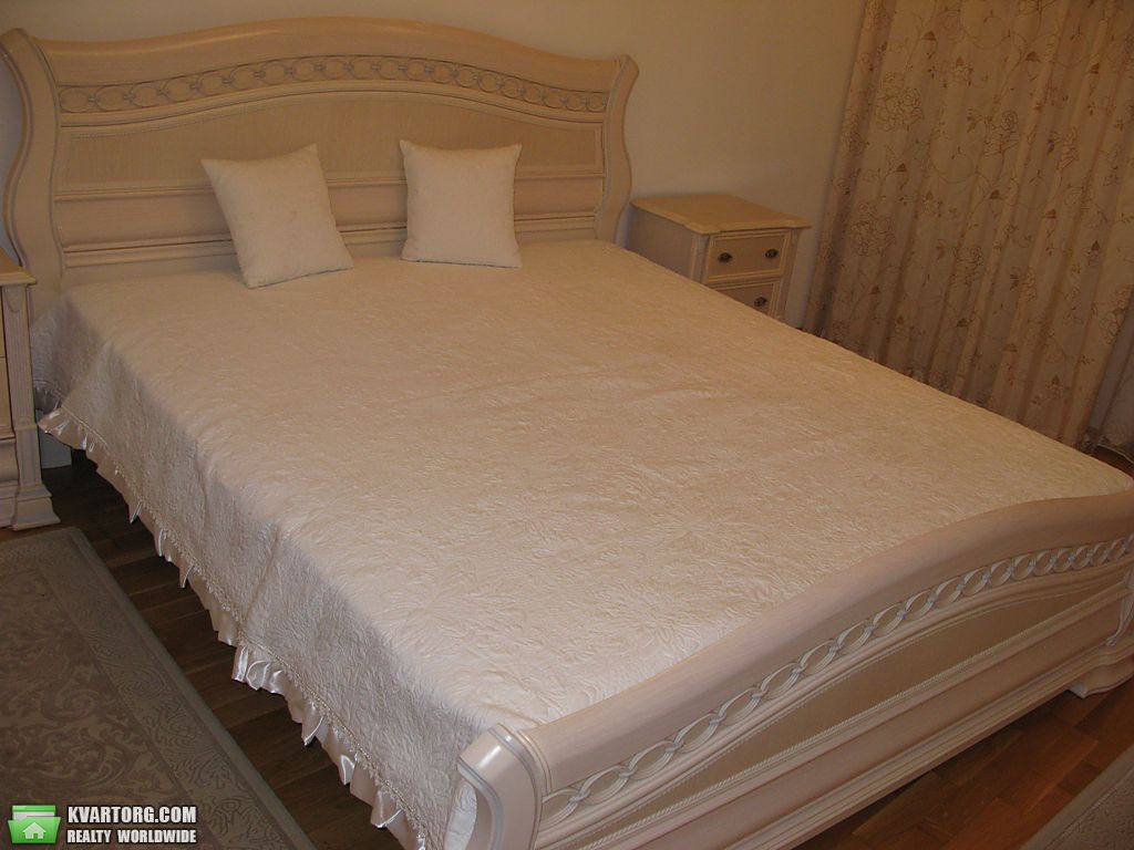 Rent out 3-room apartment. Киев,  Луначарского — photo 8
